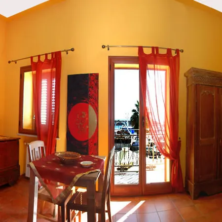 Stenopus Greco Casa Per Affitti Turistici Maison d'hôtes 3*