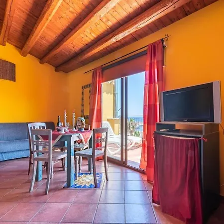 Stenopus Greco Casa Per Affitti Turistici 4*