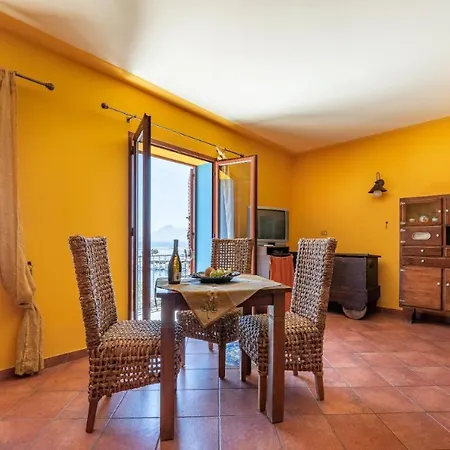 Stenopus Greco Casa Per Affitti Turistici 3*