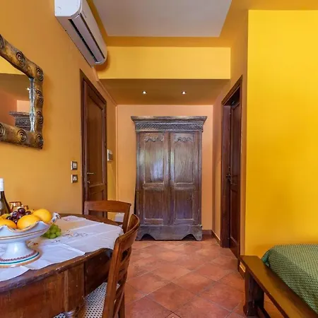 Stenopus Greco Casa Per Affitti Turistici Santa Flavia