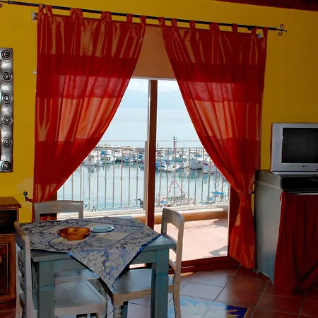 Stenopus Greco Casa Per Affitti Turistici